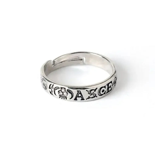 One Piece-ring - Ace- en Spade-typografie