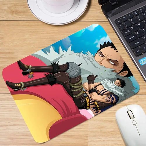 One Piece-muismat - Trafalgar Law en Katakuri (gevecht)