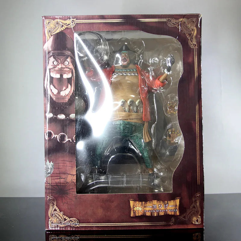 One Piece-beeld - Zwartbaard (gevechtsdetails & zwarte mantel)