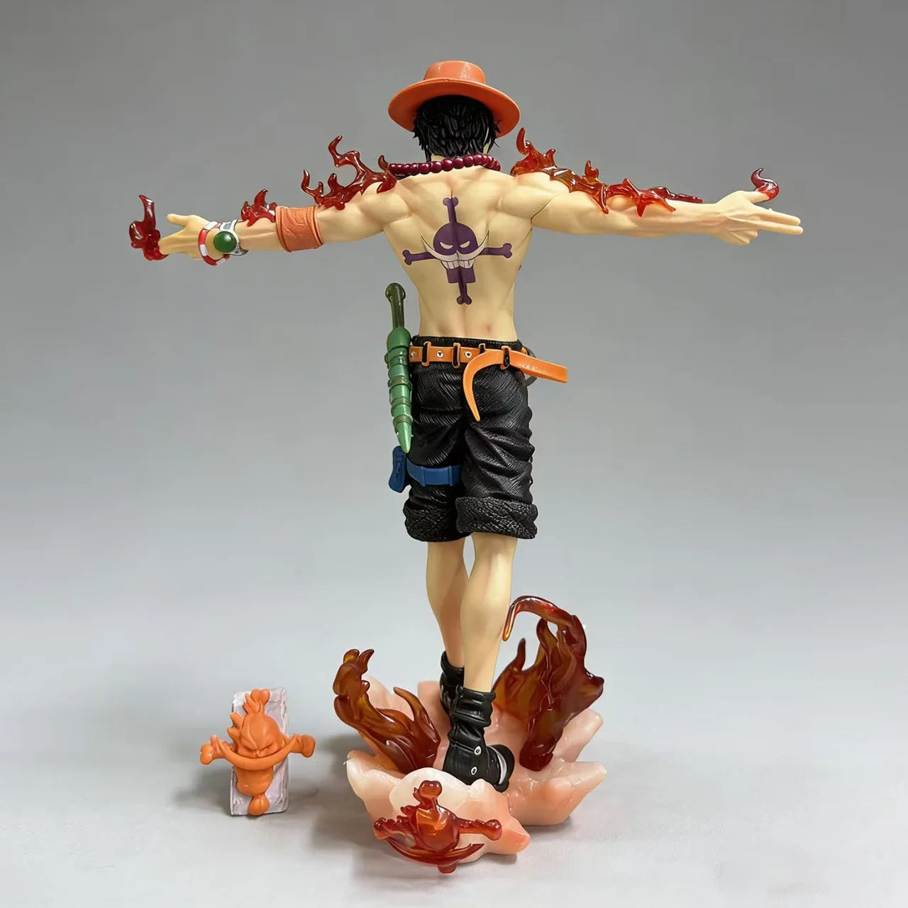 One Piece-beeld - Portgas D. Ace (gevechtshouding met Vuurkruis)