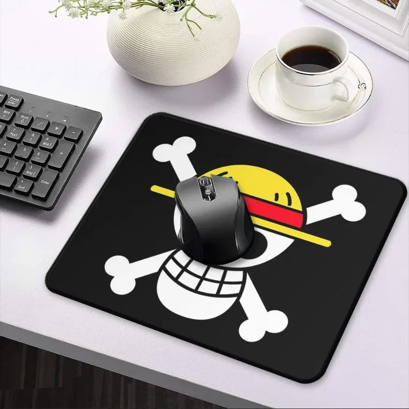 One Piece-muismat – Jolly Roger-logo van de Strohoeden (Klassiek)